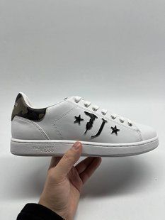 Trussardi Sneaker Synthetic Patch Logo With Stars Unisex WhiteSilver 286 фото