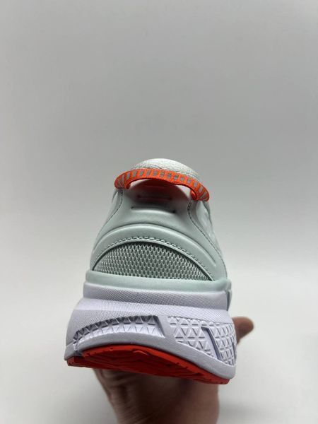 Hoka Clifton 1114770 WBMR 901 фото