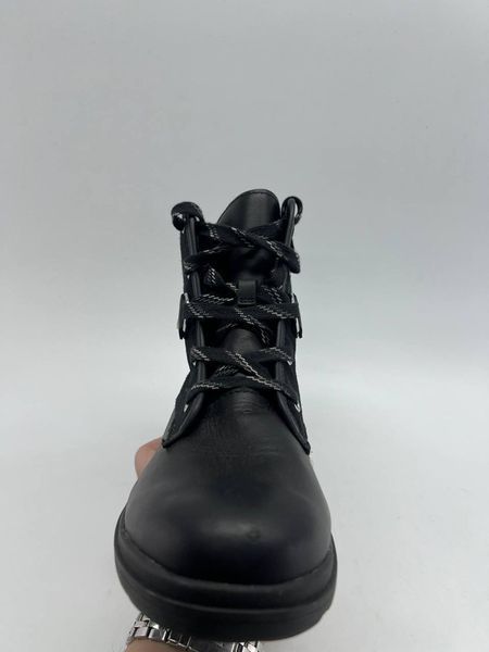 Ugg s/n 1130832 black W 840 фото