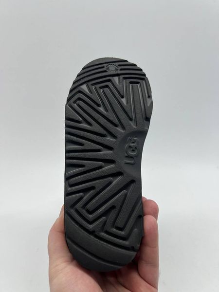 Ugg s/n 1123613K black W 846 фото