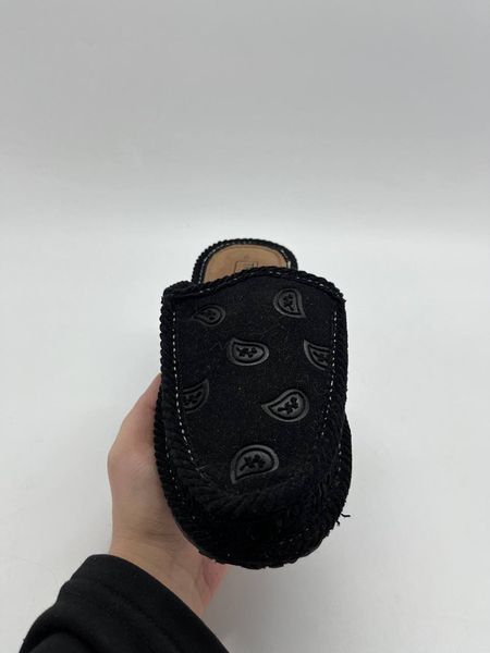 Trooper KN-011F Newbuck Fur Open Black 567 фото
